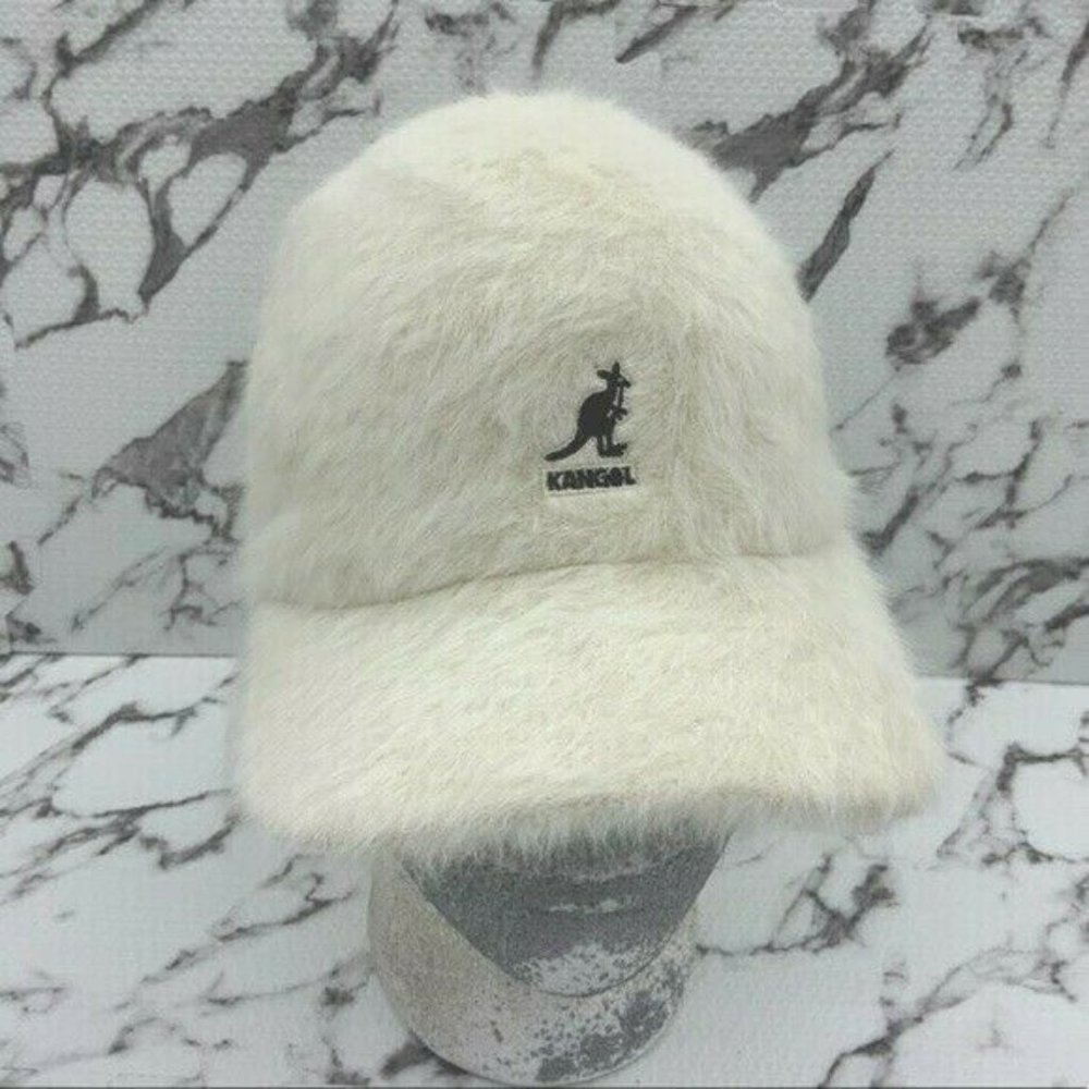Men's Kangol Off White Real Fur Furgora Stretch Space Cap NWT